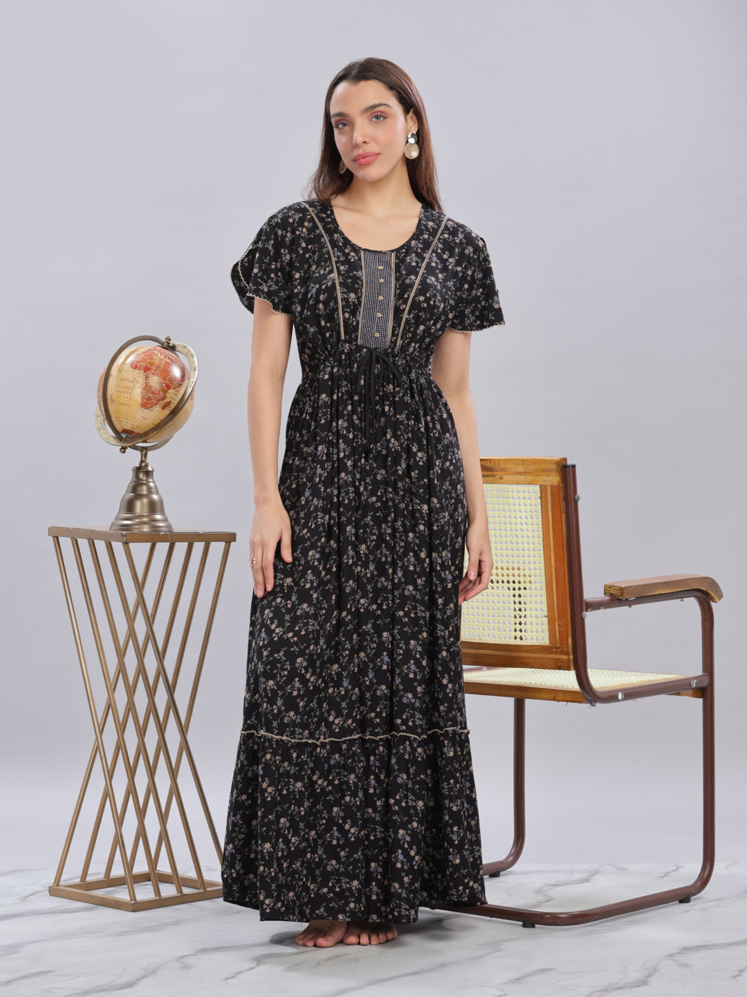 

9shines Label Printed Maxi Nightdress, Black