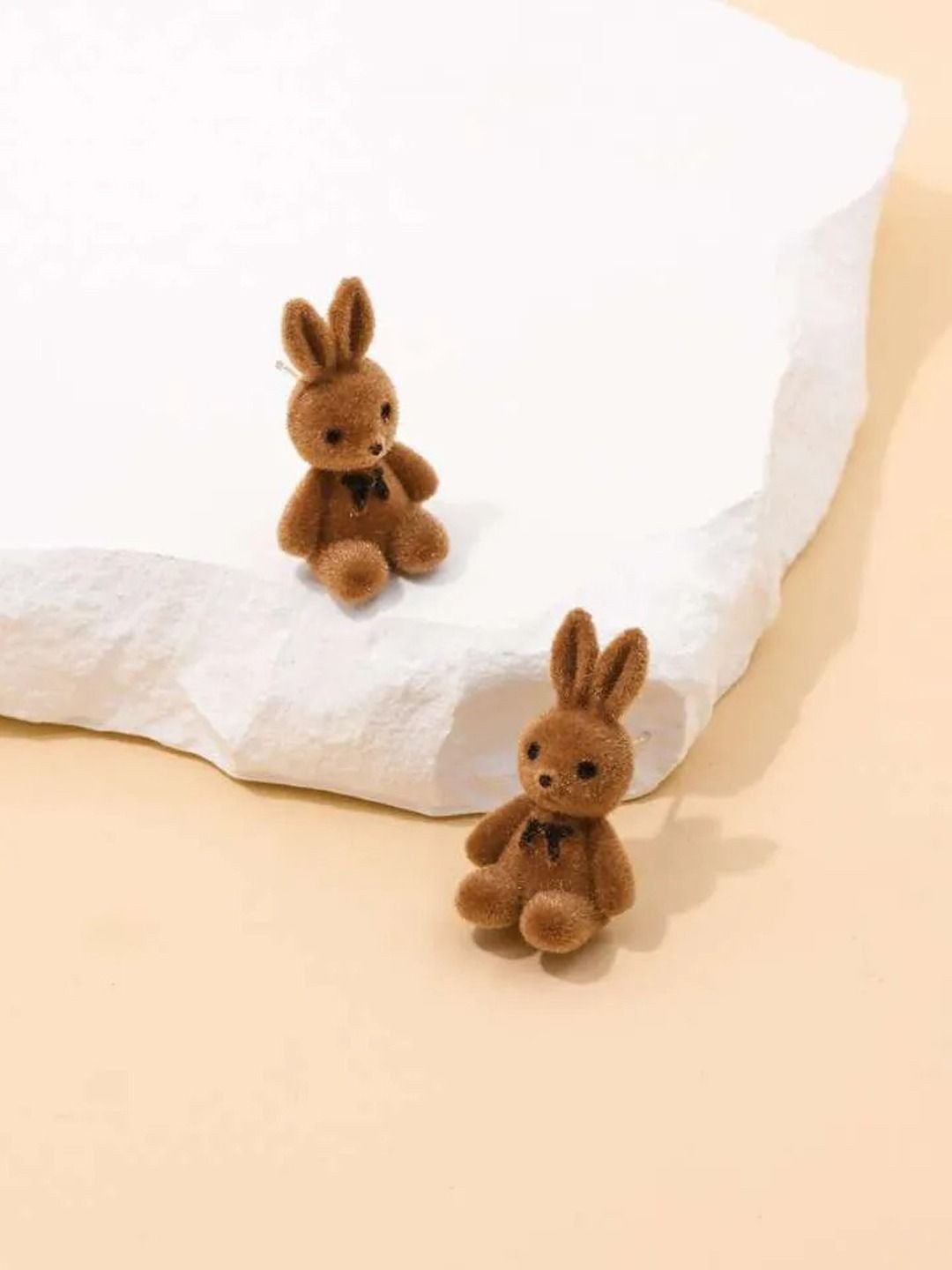 

BEYTER Animal Bunny Shaped Korean Studs, Brown