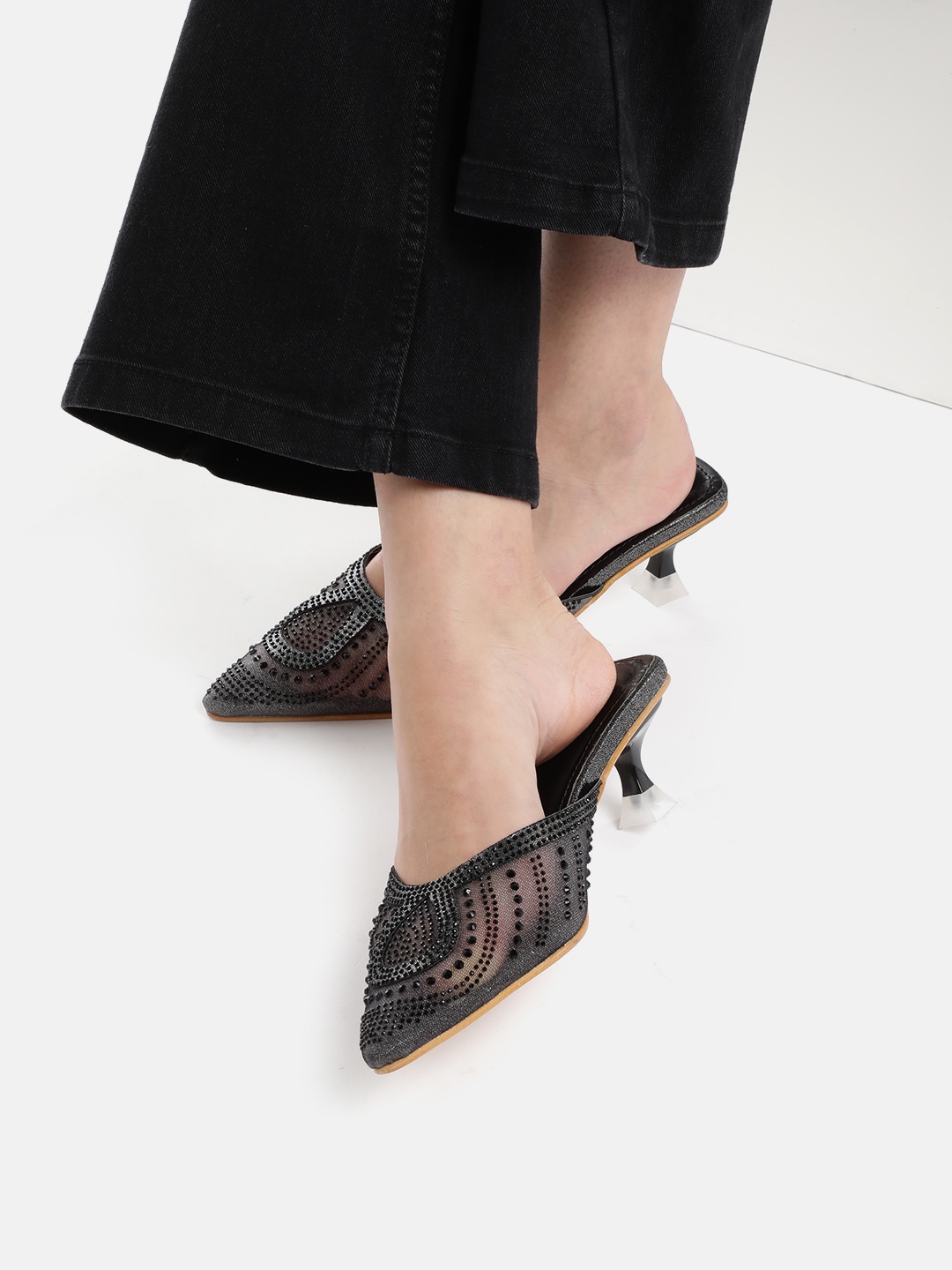 

AXIUM Embellished Ethnic Kitten Mules, Black