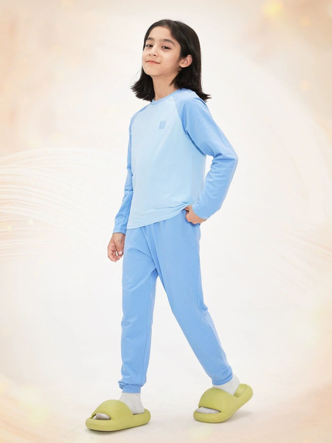 

LULU & SKY Girls Colourblocked Night suit, Blue