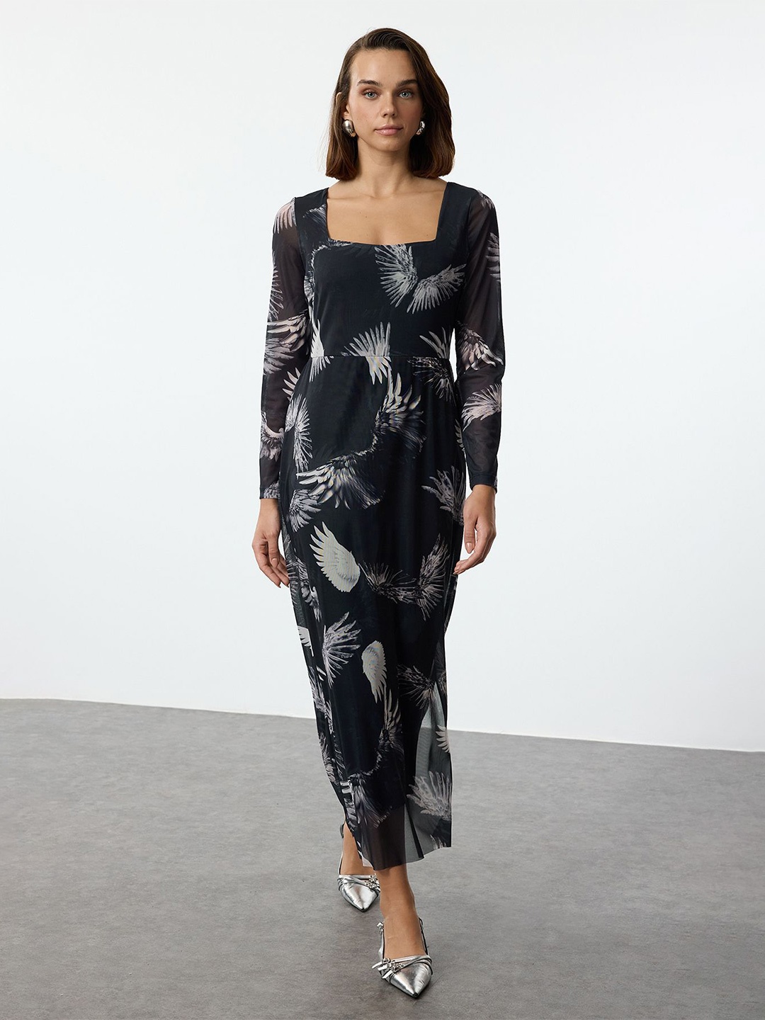 

Trendyol Floral Print Maxi Dress, Na