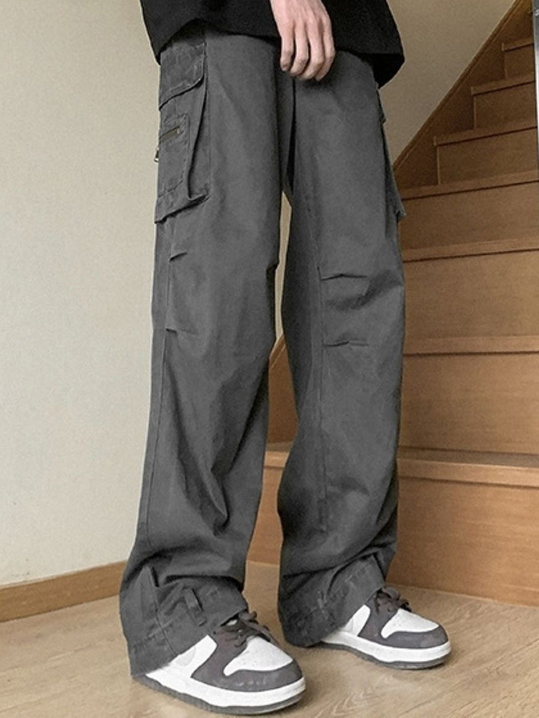 

StyleCast Men Original Fit Mid-Rise Cargo Trousers, Grey