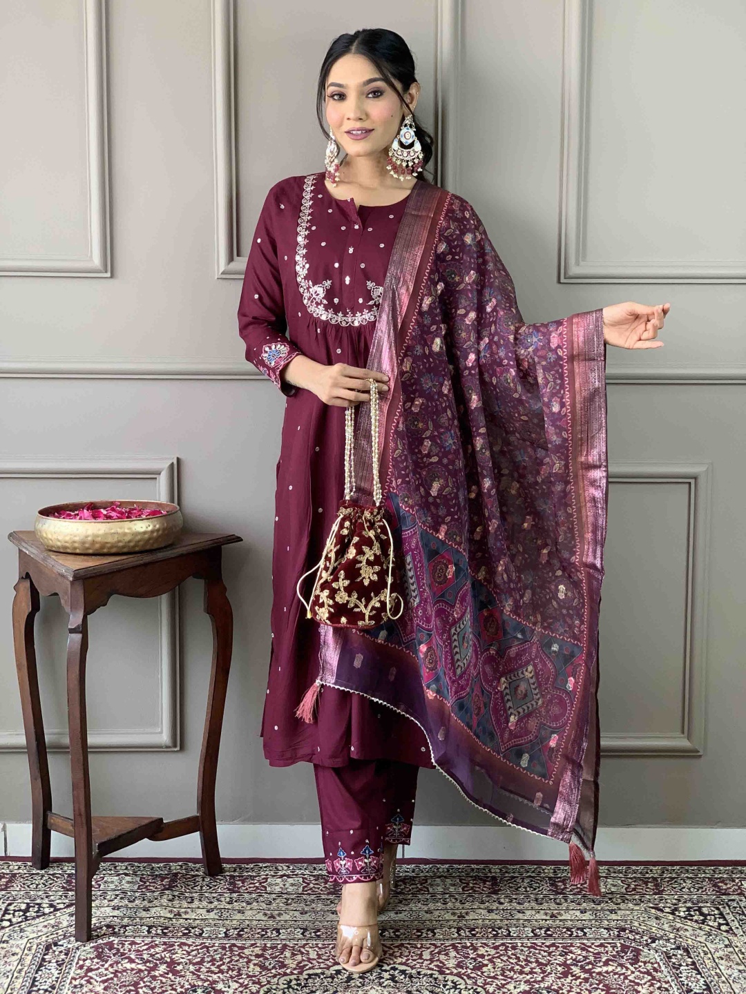

KOTRONS Floral Embroidered Thread Work Chanderi Silk Straight Kurta With Trouser & Dupatta, Purple