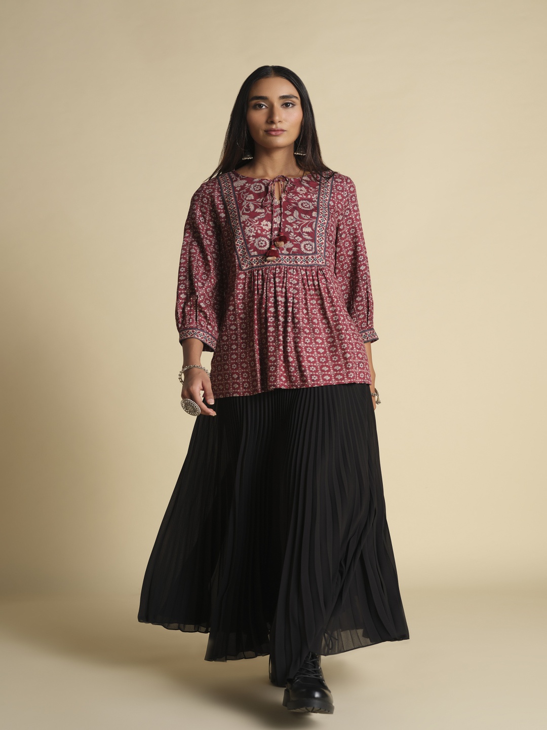 

Global Desi Women Floral Printed Tie-Up Neck Empire Top, Purple