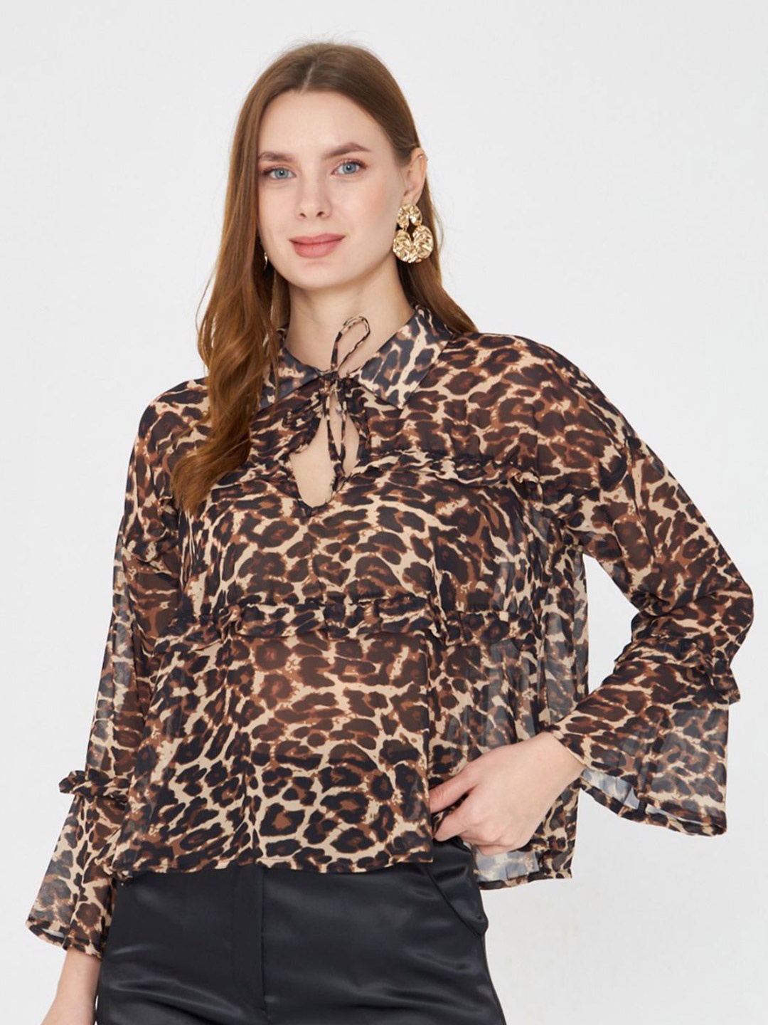 

Trendyol Women Animal Printed Tie-Up Neck Top, Na