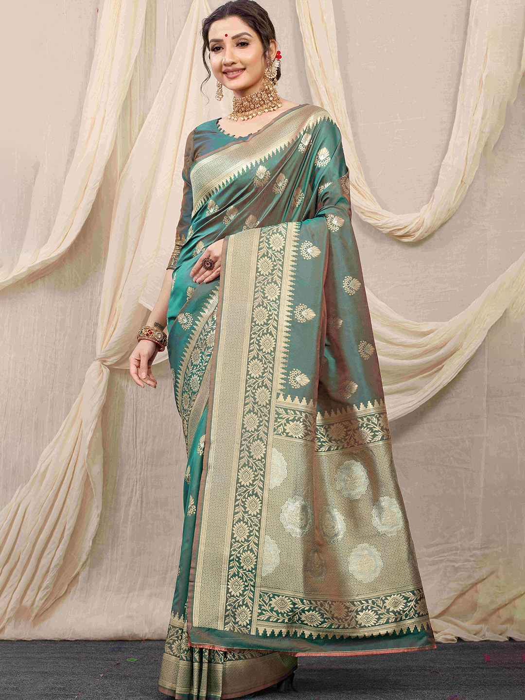 

amirat Ethnic Mofits Woven Design Zari Pure Silk Banarasi Saree, Teal