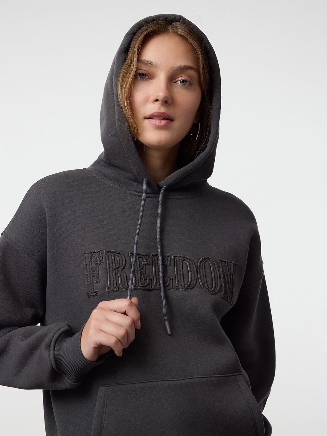 

Trendyol Women Embroidered Hooded Sweatshirt, Grey