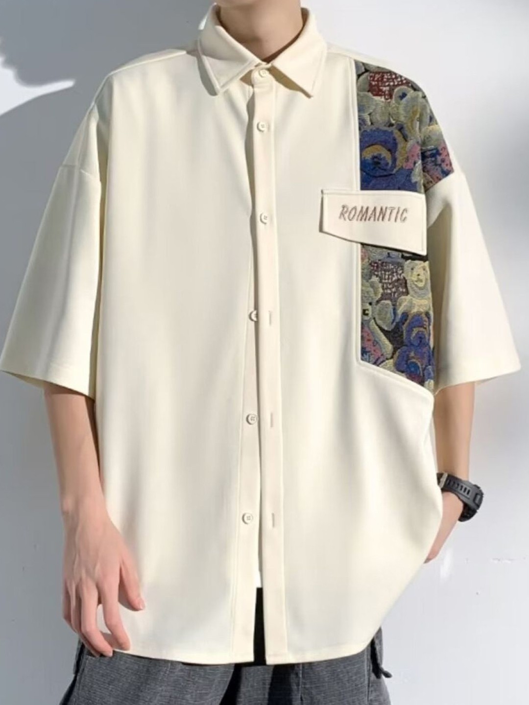 

StyleCast Men Standard Oversized Fit Spread Collar Graphic Printed Casual Shirt, Cream