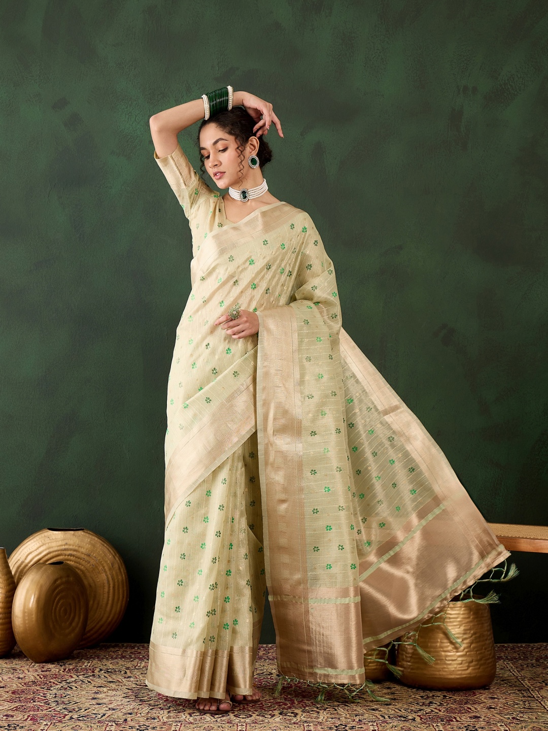 

KIMISHA Woven Design Organza Banarasi Saree, Beige