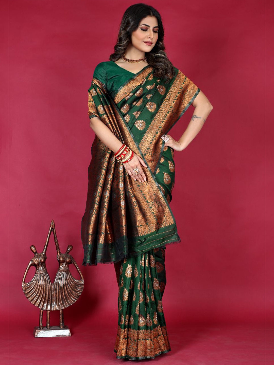 

amirat Woven Design Zari Pure Silk Banarasi Saree, Green