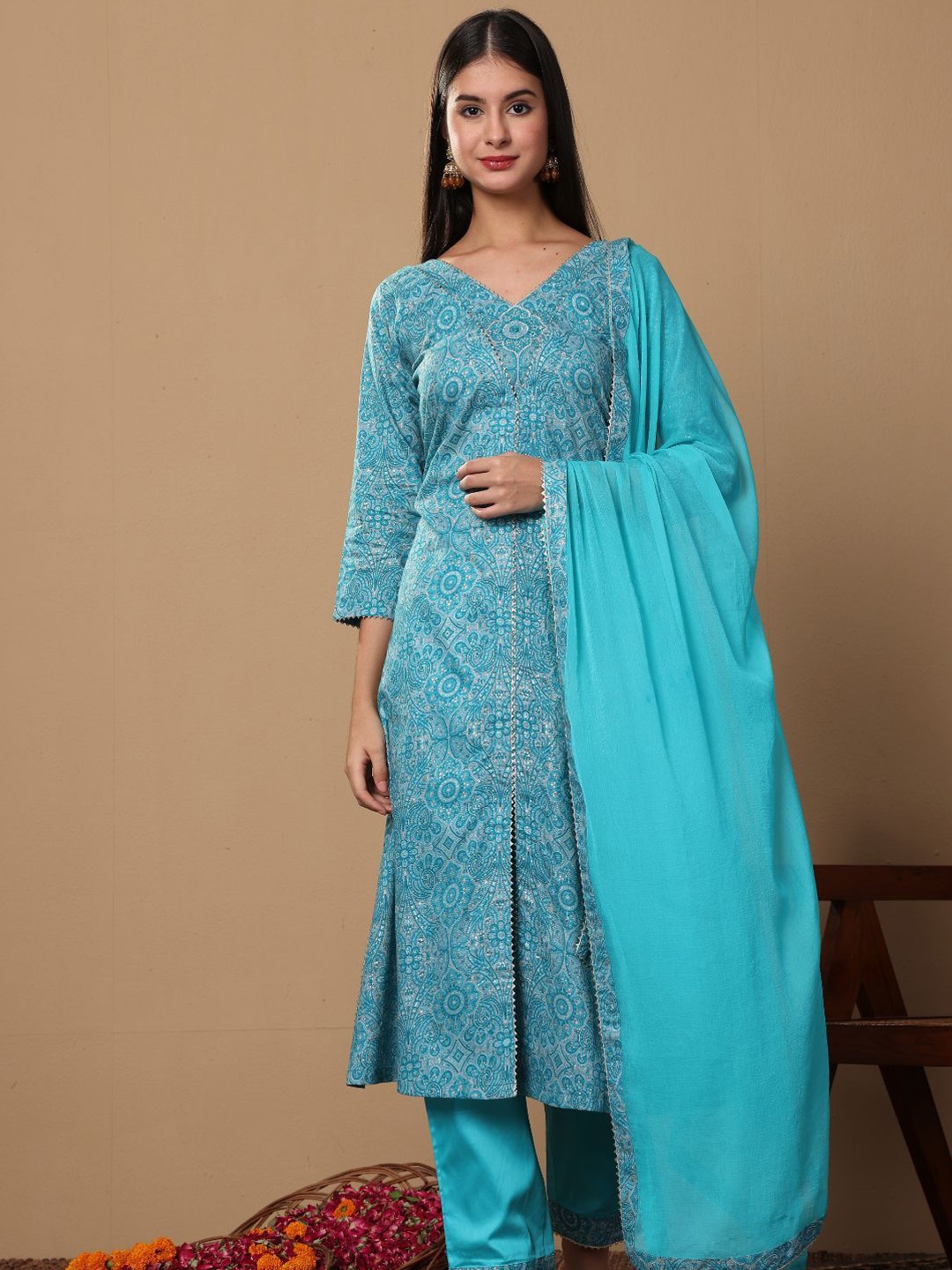 

Lative Colours of Fashion Floral Printed V-Neck Kurta With Trousers And Dupatta, Blue