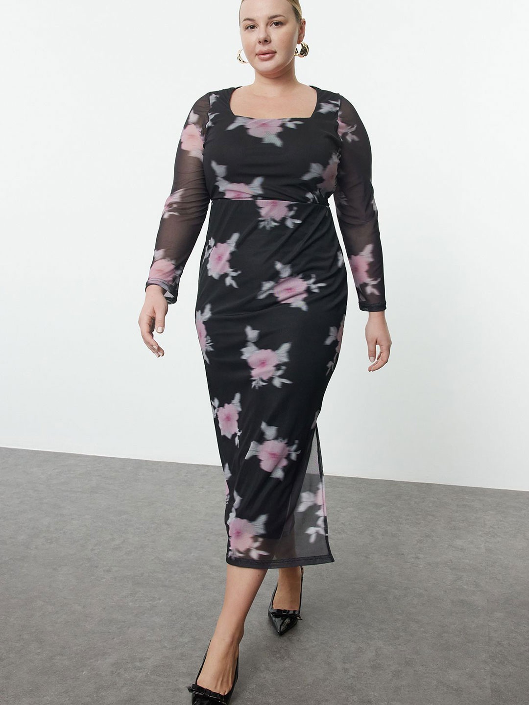 

Trendyol Floral Print Bodycon Maxi Dress, Na