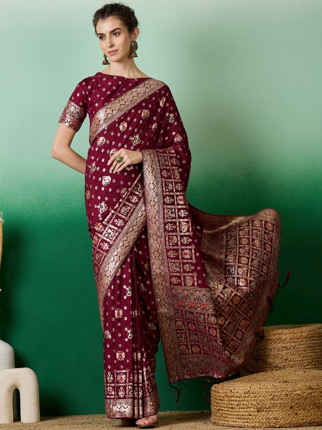 

KALINI Woven Design Zari Banarasi Saree, Purple