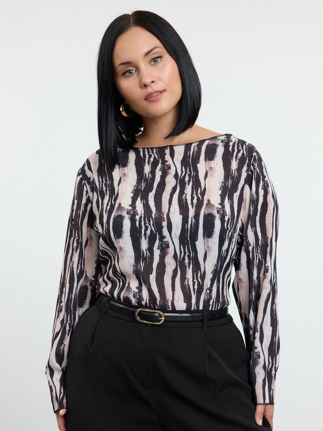 

Trendyol Animal Print Mandarin Collar Top, Na