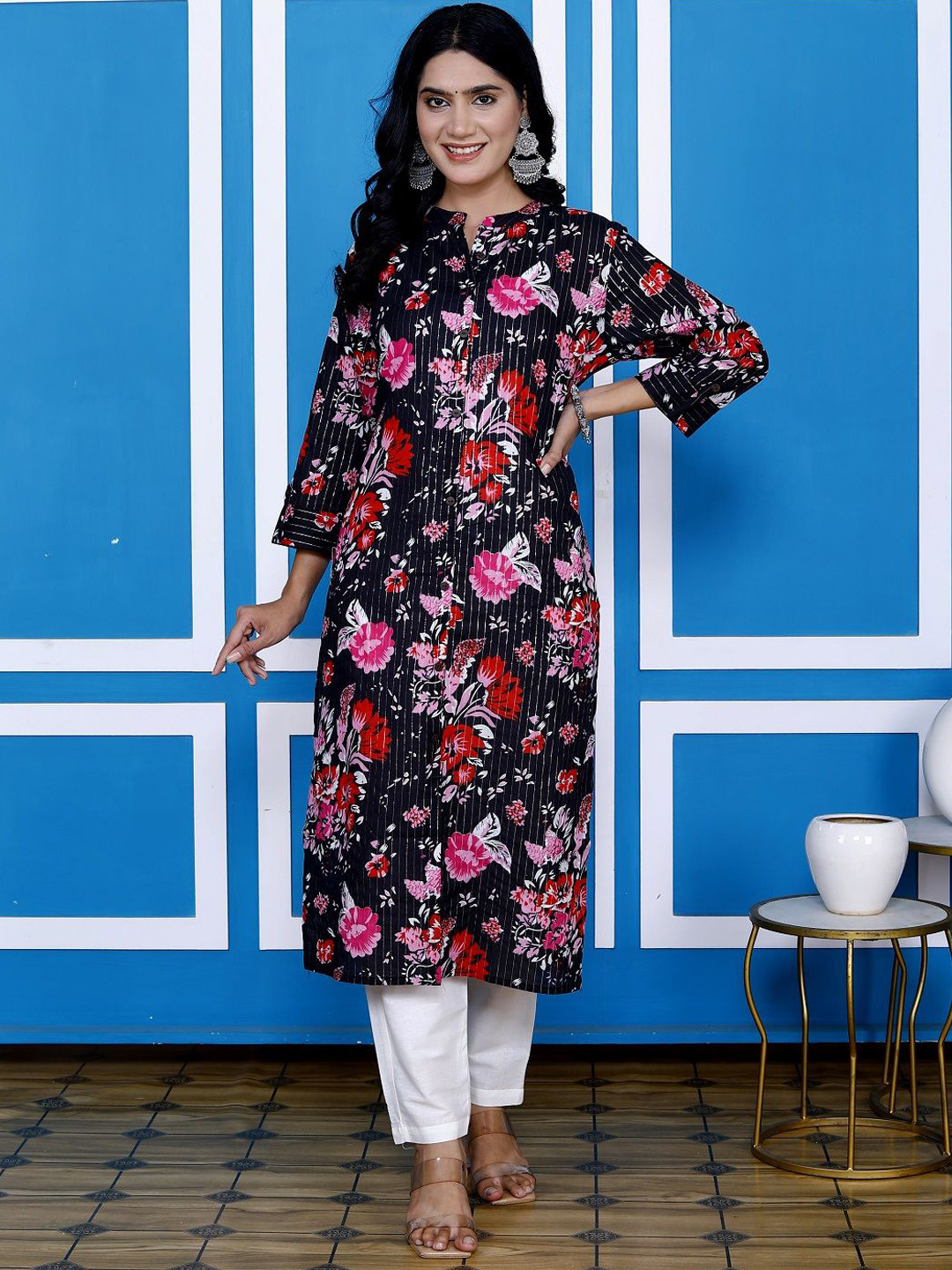 

Moda Rapido Floral Printed Mandarin Collar Pure Cotton Straight Kurta With Trousers, Black