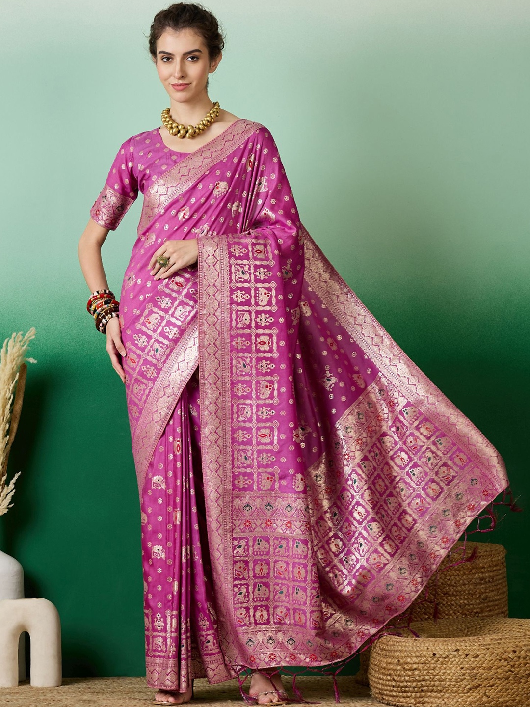 

KIMISHA Woven Design Zari Banarasi Saree, Lavender