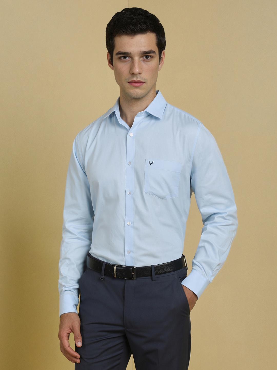 

Allen Solly Men Slim Fit Spread Collar Solid Cotton Formal Shirt, Blue