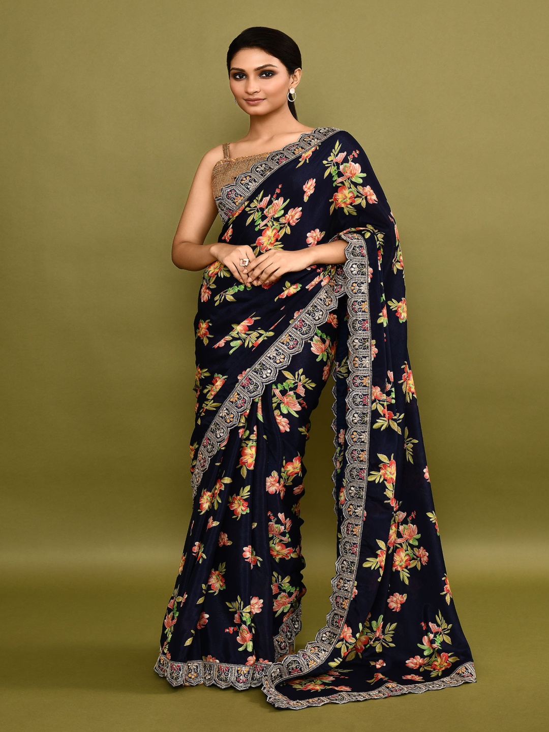 

Manu Designer Floral Printed Saree, Blue