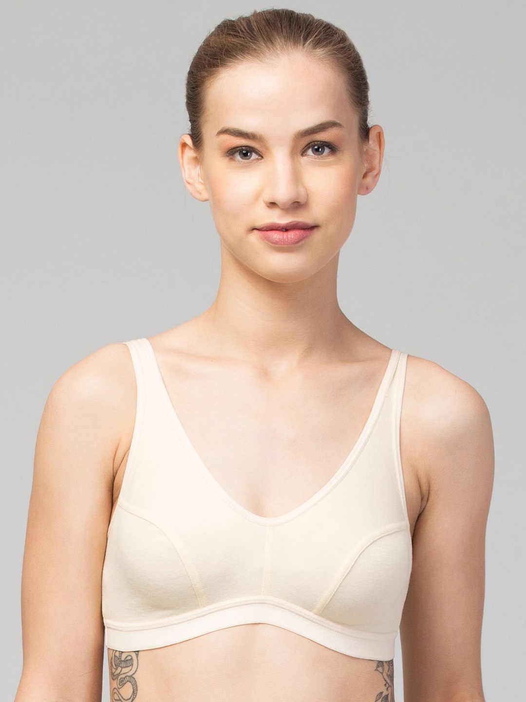 

ULLAS Women Non-Wired Full Coverage Bra, Beige