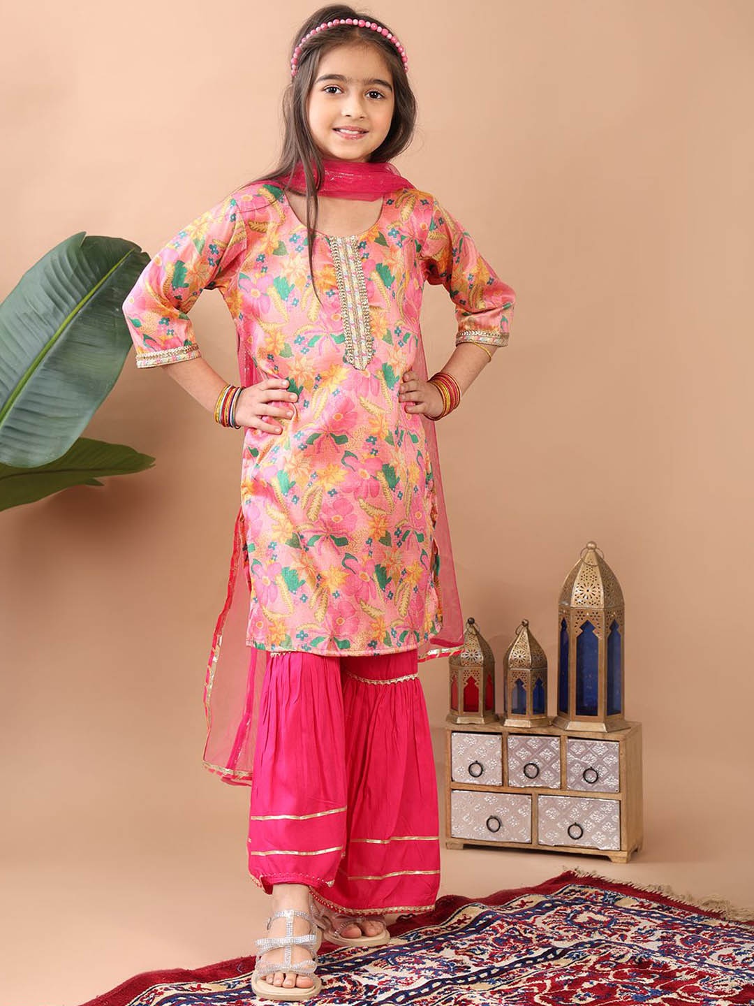 

Here&Now X Kinder Kids Girls Regular Kurti with Palazzos & Net, Pink