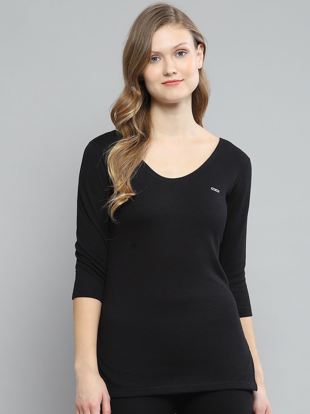 

Monte Carlo Women Round Neck Thermal Tops, Black