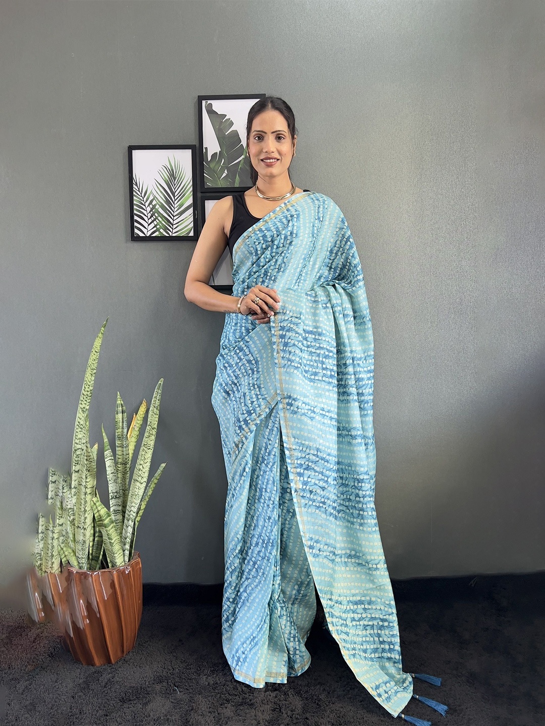 

A TO Z CART Ethnic Motifs Printed Saree, Turquoise blue