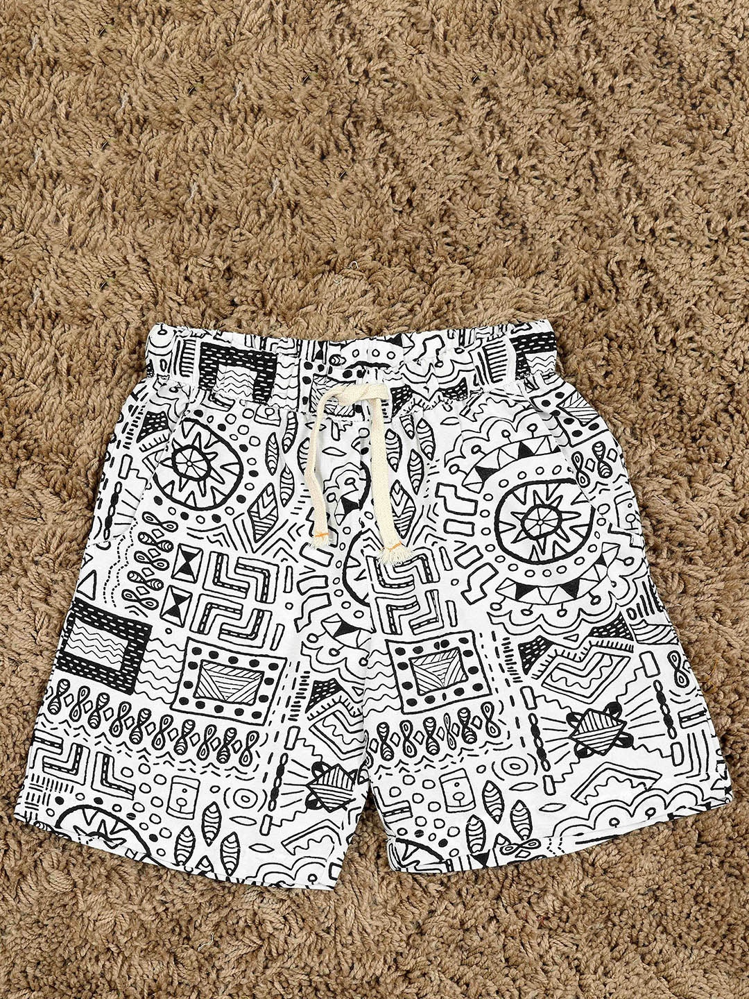 

The Lion and The Fish Boys Printed Mid-Rise Shorts, White
