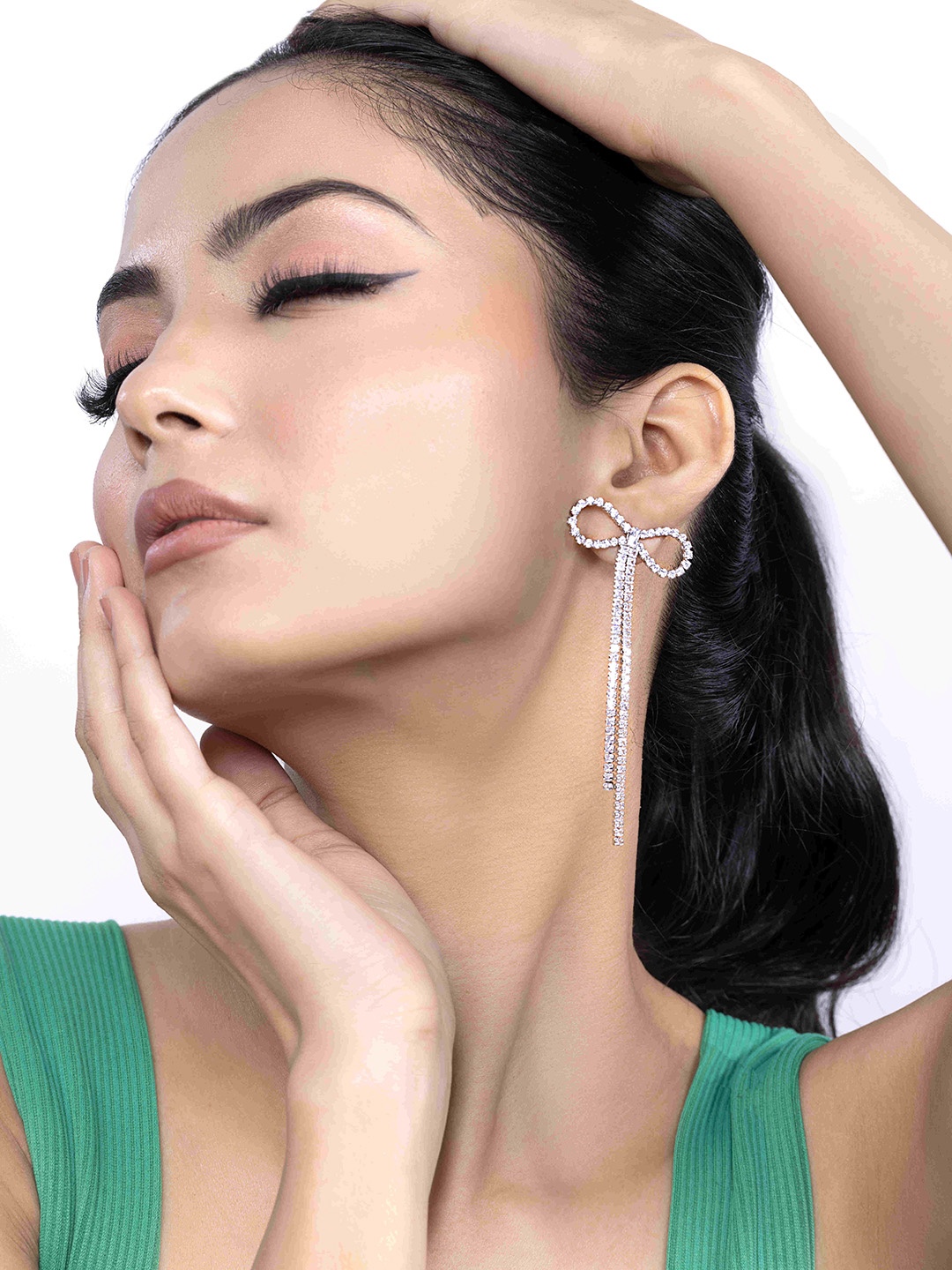 

KAORI BY SHREYA AGARWAL Gold-Plated Cubic Zirconia Studded Contemporary Drop Earrings