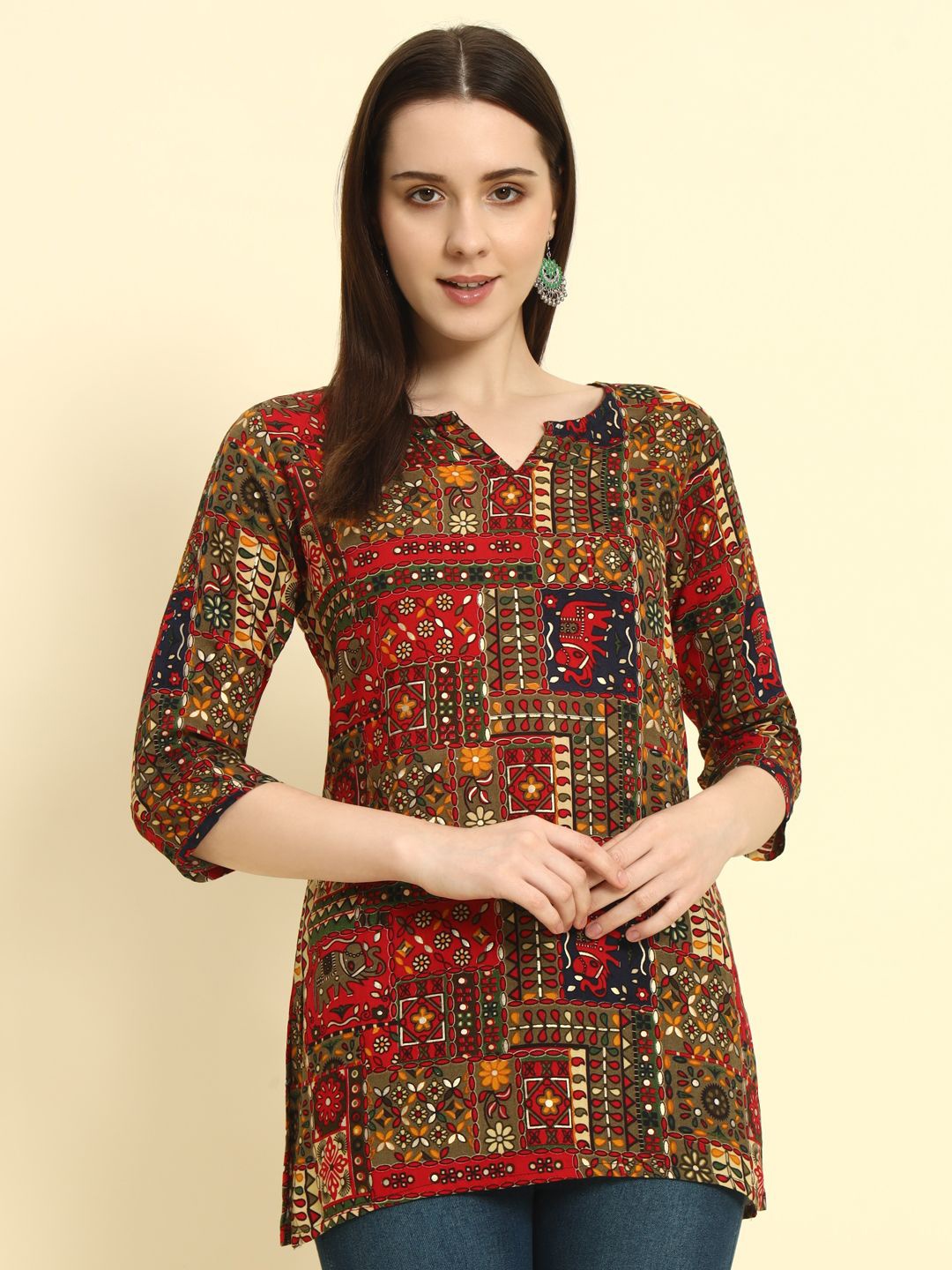 

HYTEN Floral Printed Kurti, Maroon