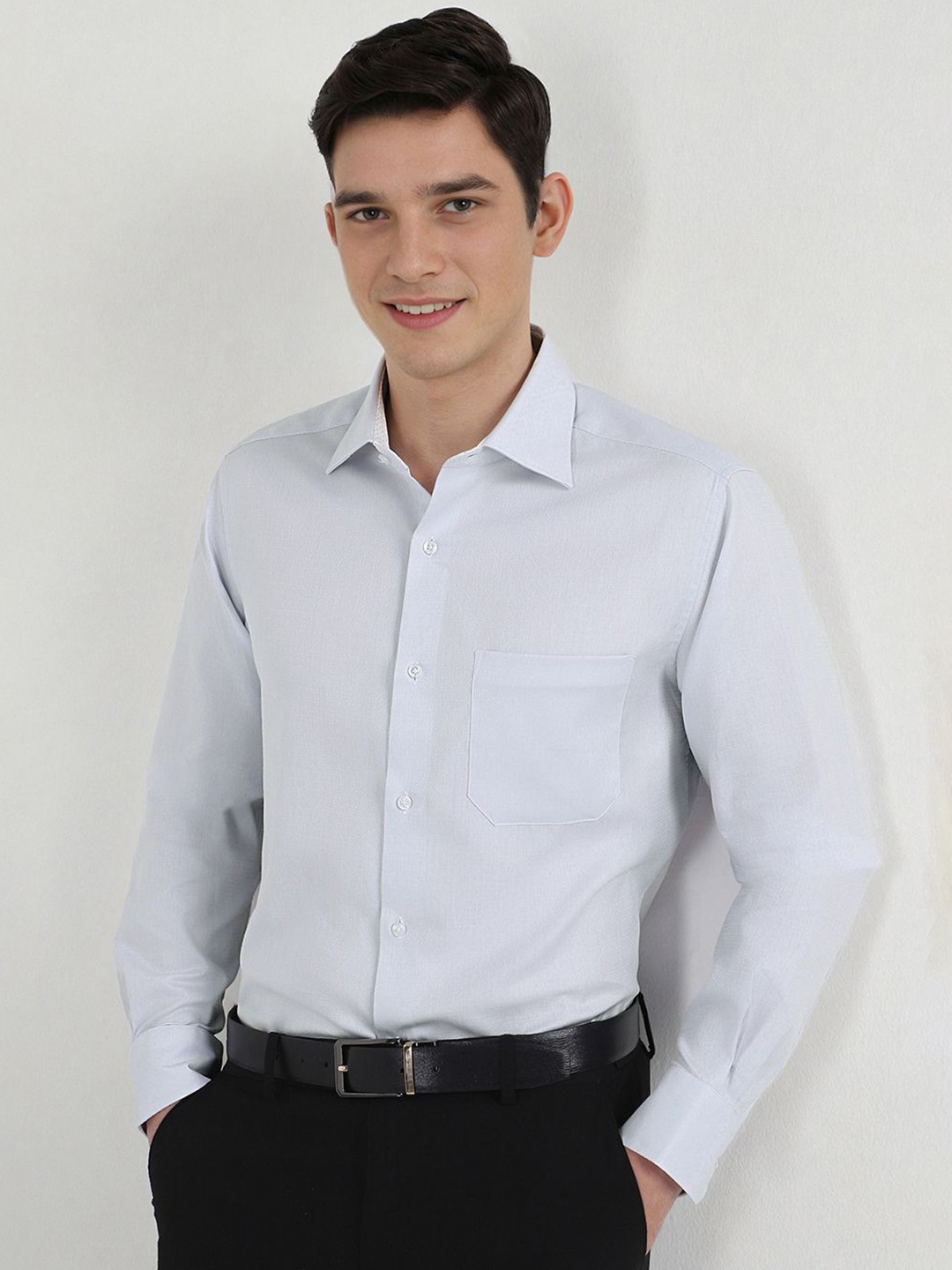 

Allen Solly Sport Men Solid Cotton Formal Shirt, White