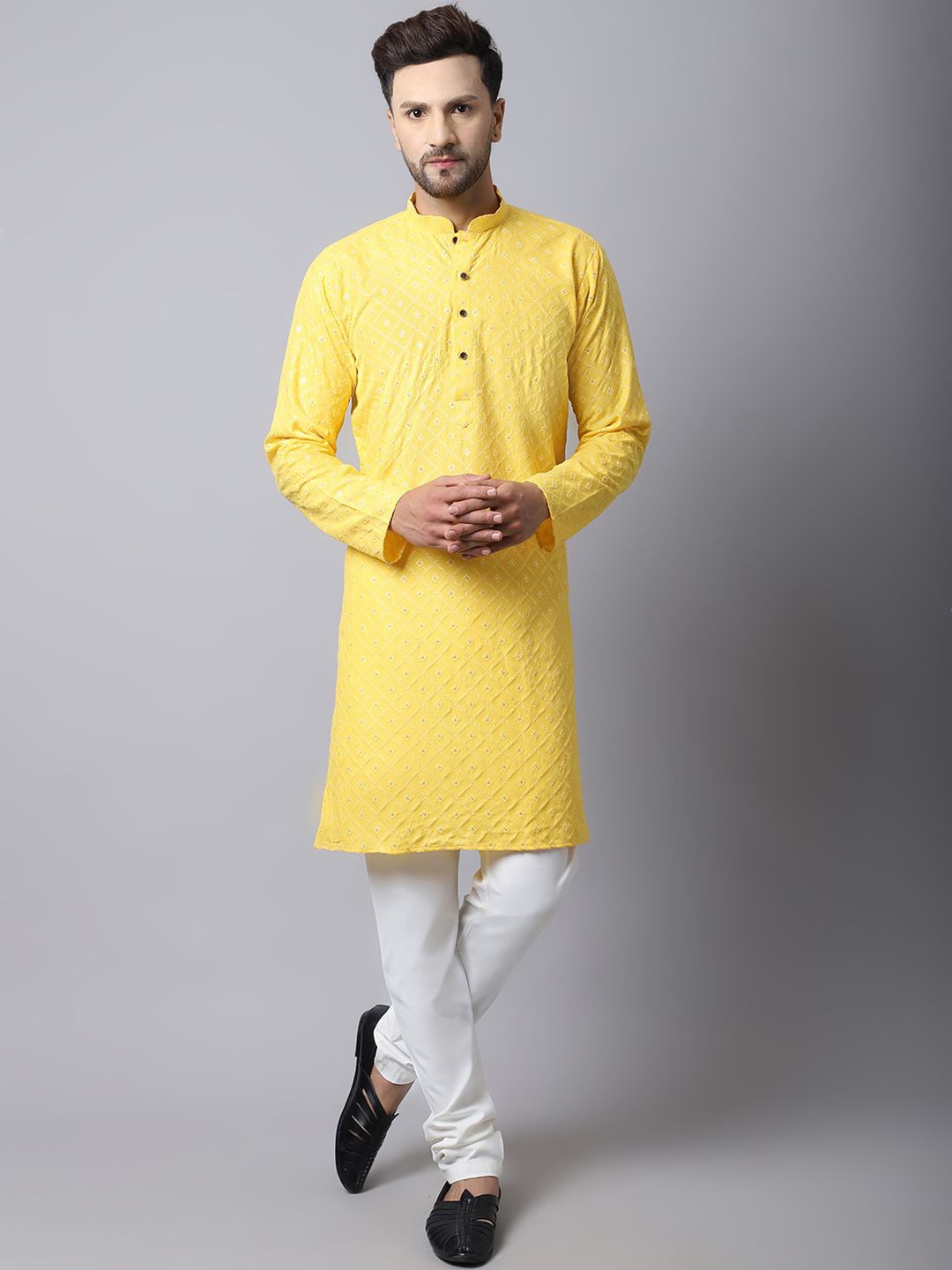 

Kaifoo Geometric Embroidered Mandarin collar Straight Kurta With Churidar, Yellow
