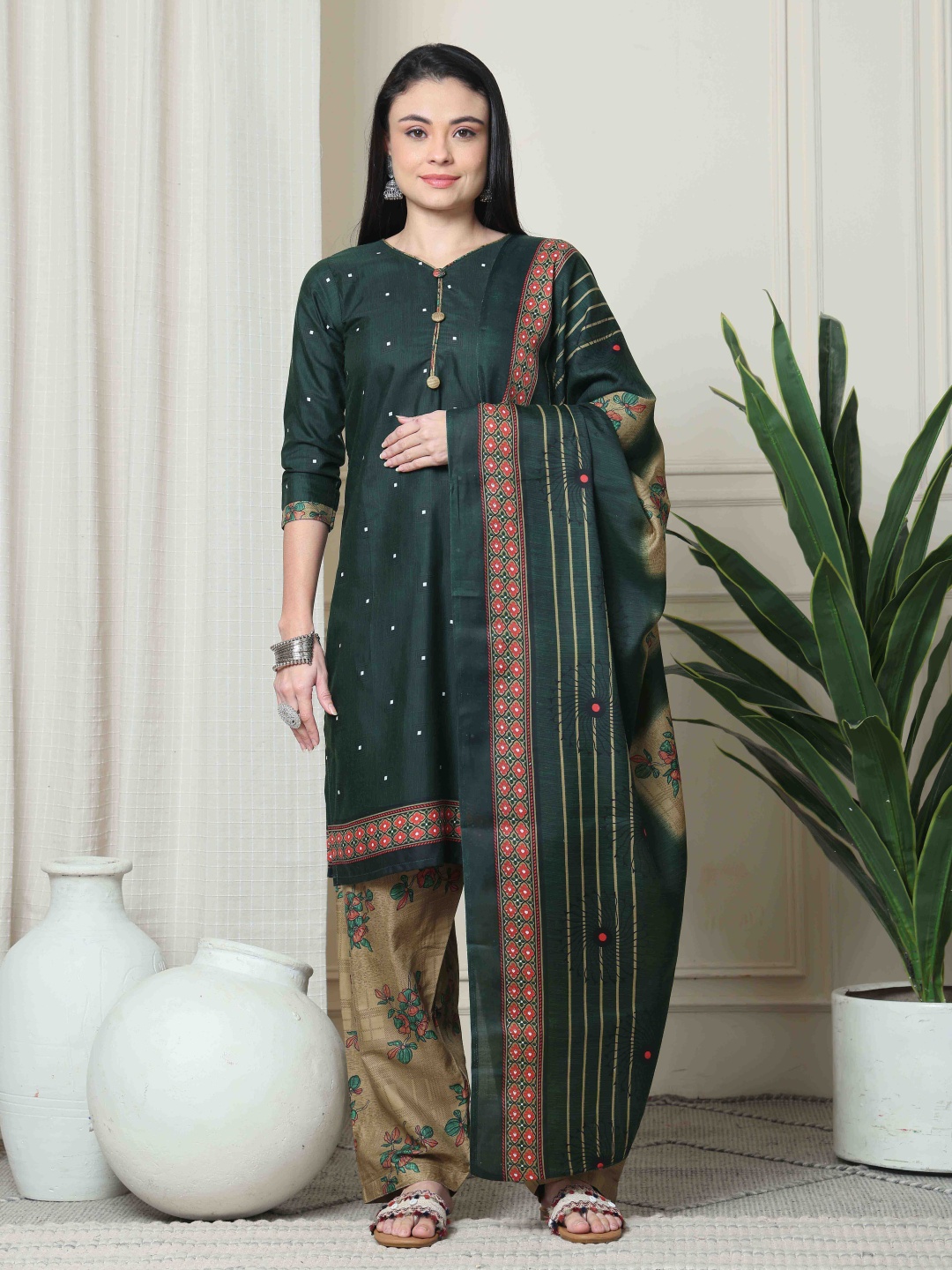 

Roly Poly Geometric Printed V-Neck Straight Kurta with Salwar And Dupatta, Green