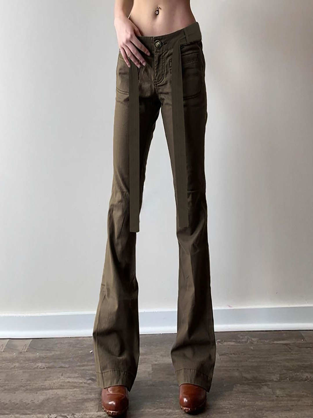 

StyleCast x Revolte Women Low-Rise Easy Wash Pleated Trousers, Brown