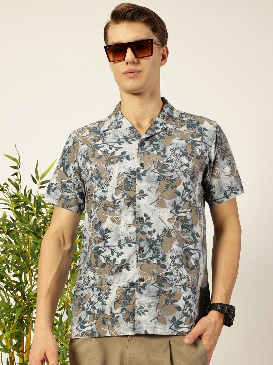 

Mast & Harbour Men Cuban Collar Floral Printed Cotton Casual Shirt, Blue