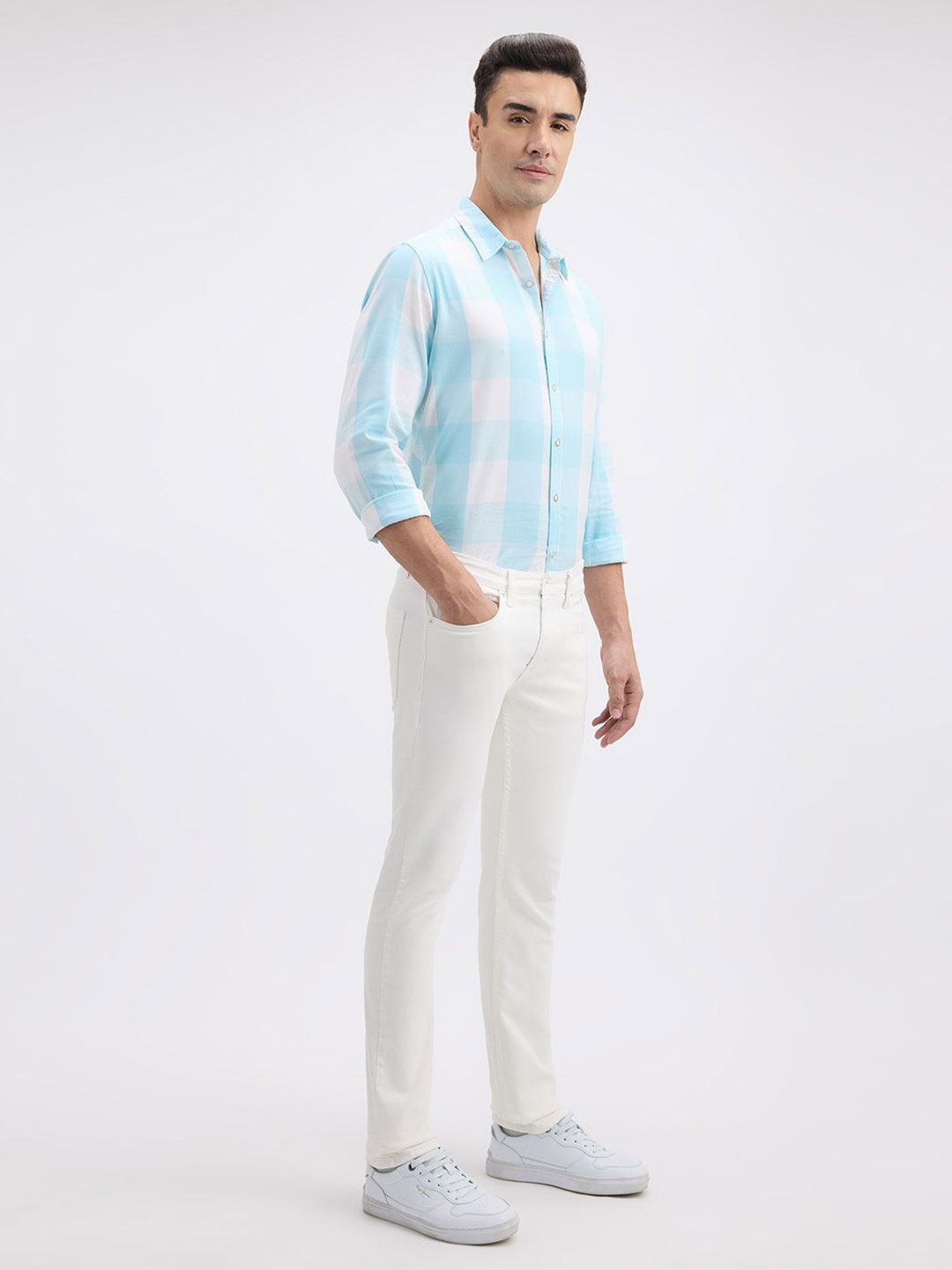 

Pepe Jeans Men Spread Collar Windowpane Checked Cotton Casual Shirt, Blue