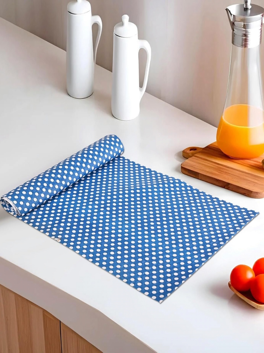 

REVEXO Blue & White Polka Dot Printed Reusable Kitchen Shelf Liner