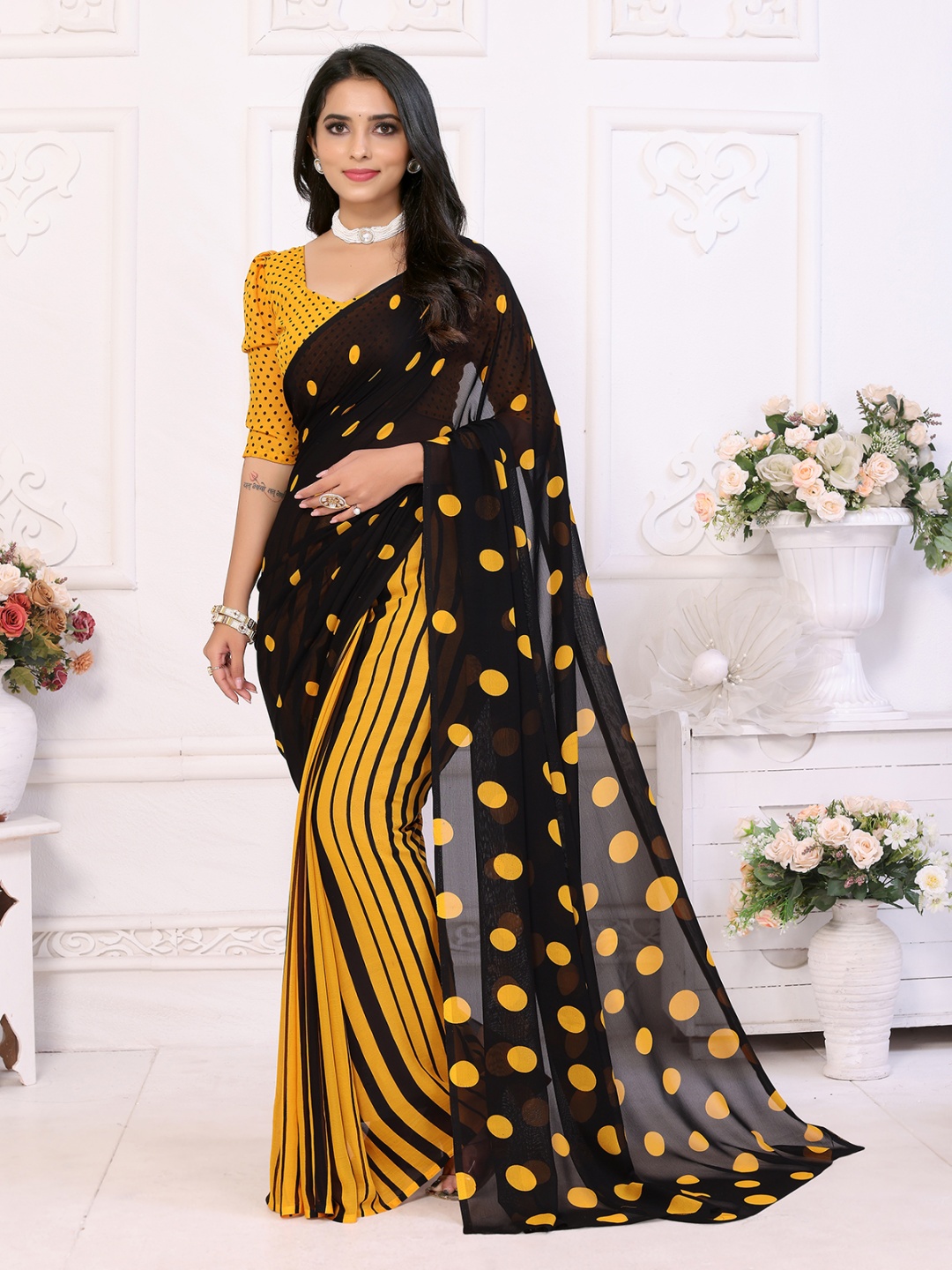 

Moda Rapido Polka Dots Printed Saree, Yellow