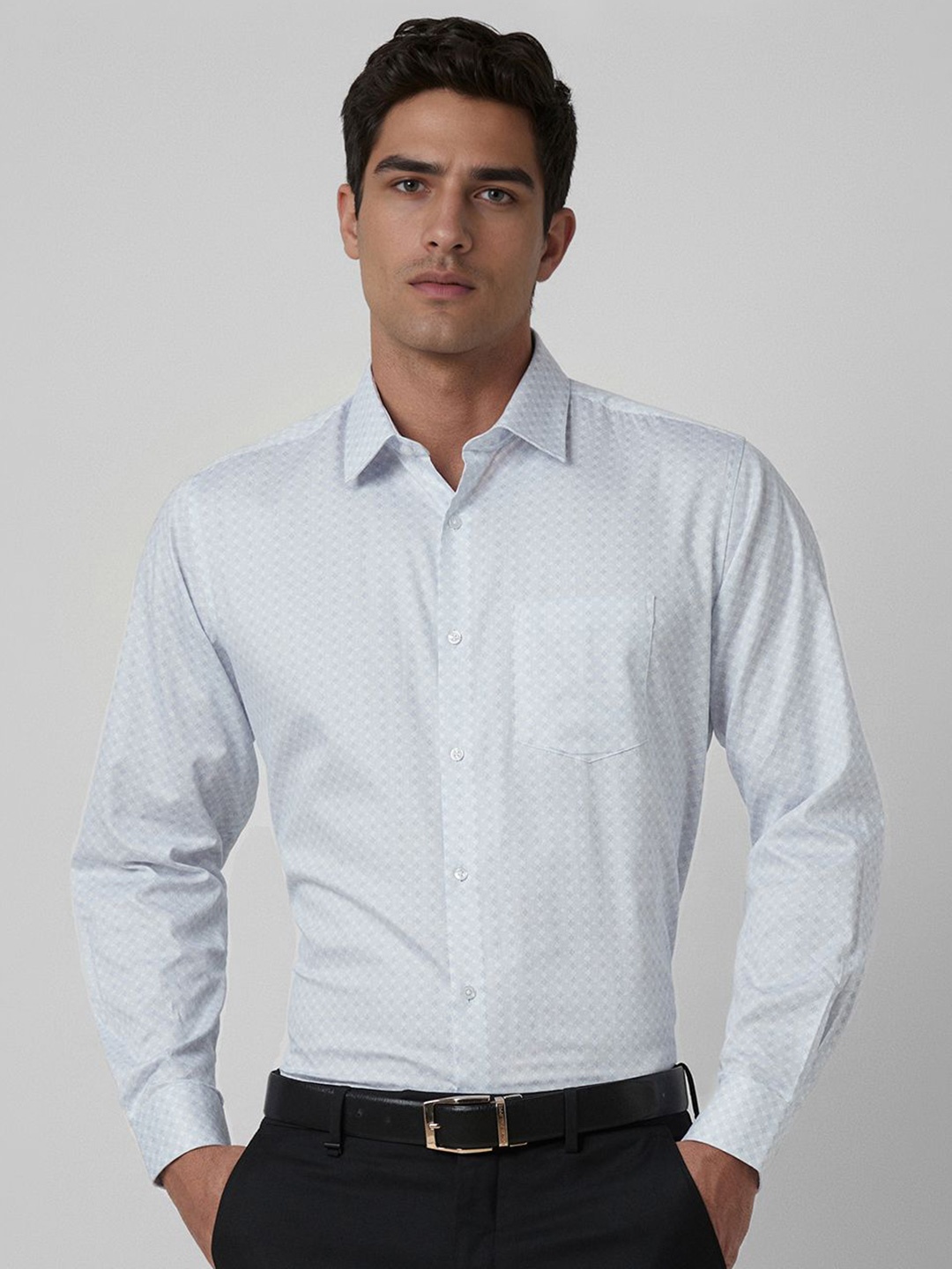 

Van Heusen Men Spread Collar Geometric Printed Cotton Formal Shirt, White