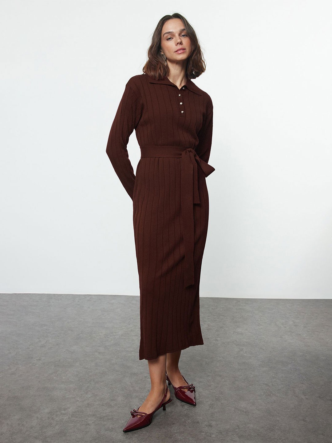 

Trendyol Dress, Na