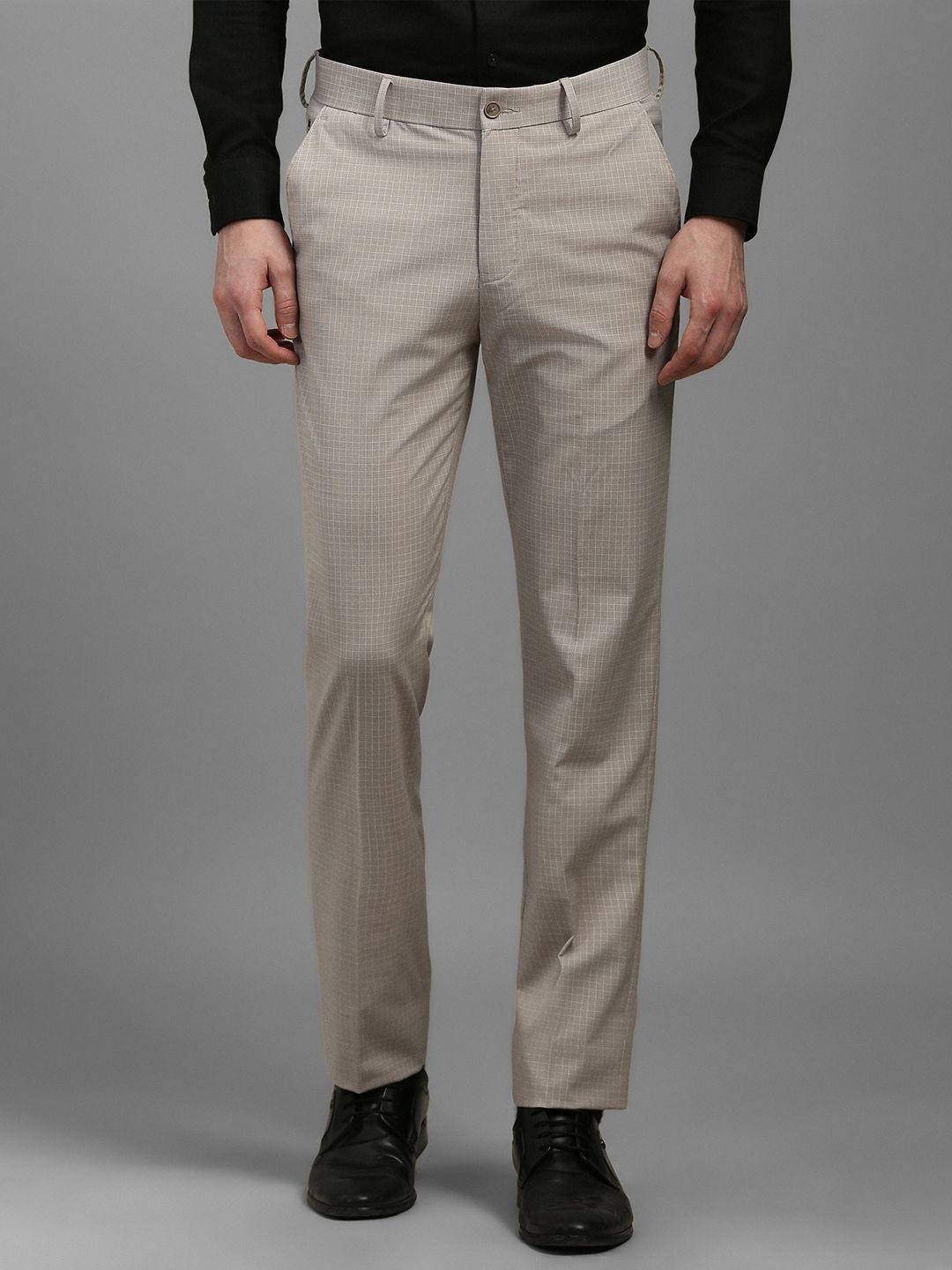 

Louis Philippe Men Checked Slim Fit Trousers, Grey