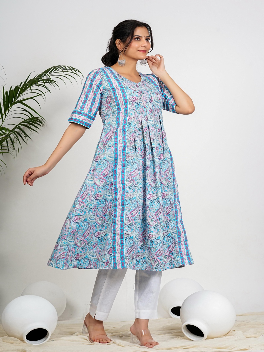 

Vbuyz Paisley Printed Round Neck Cotton Anarkali Kurta, Turquoise blue