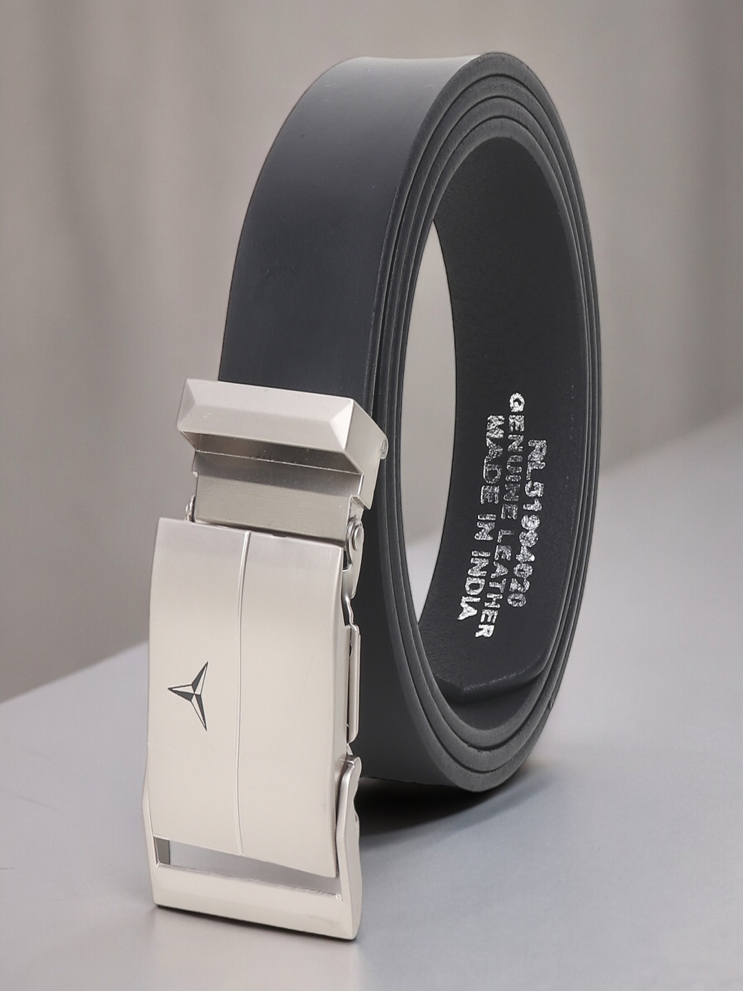 

Provogue Men Textured Leather Formal Belt, Black