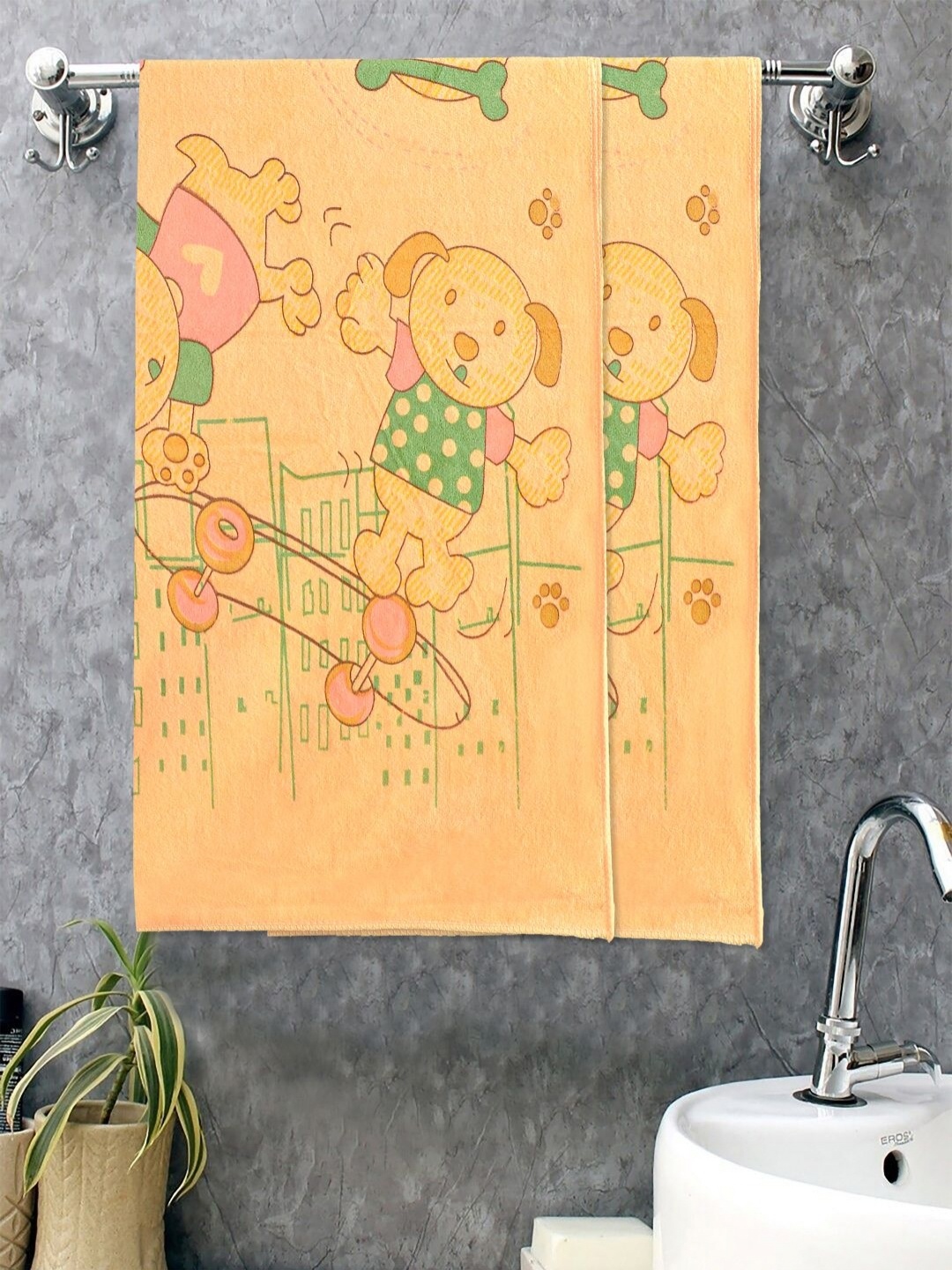 

FABINALIV Yellow & Green 2 Printed Cotton 420 GSM Bath Towel