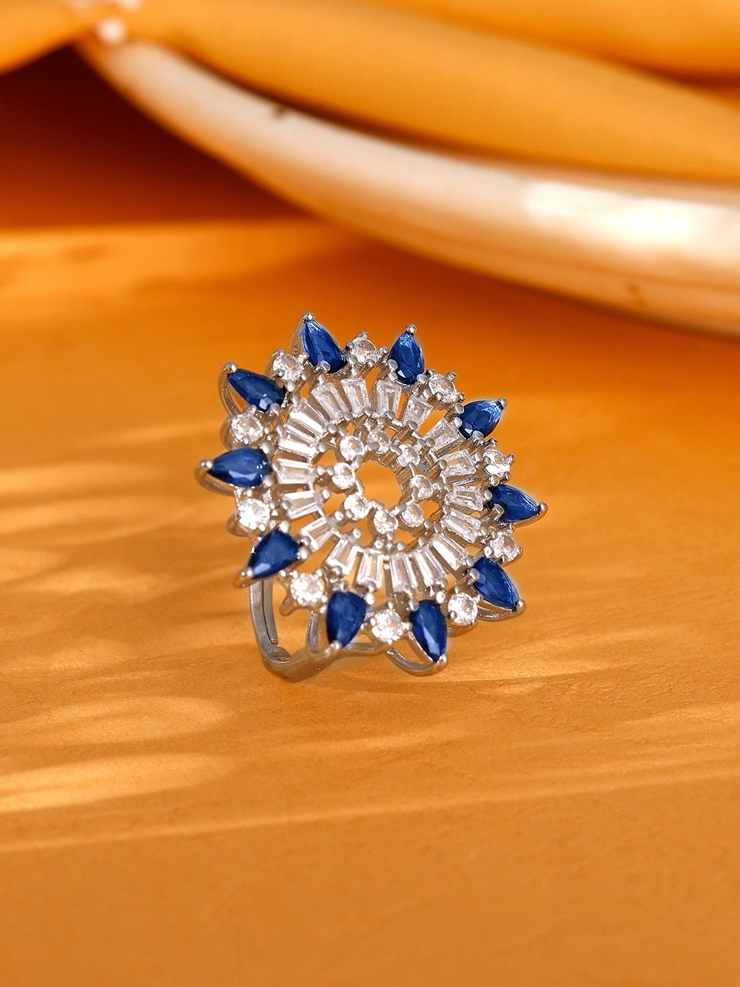 

GIVA 925 Sterling Silver Rhodium-Plated Zircon Stone-Studded Adjustable Finger Ring