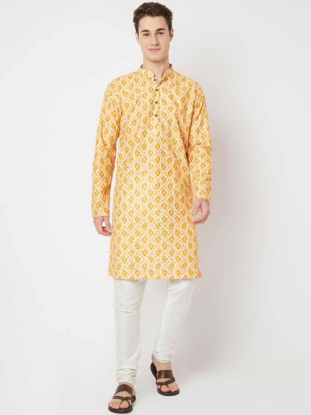 

BELLAZO Geometric Printed Mandarin Collar Sequinned Cotton Straight Kurta, Yellow