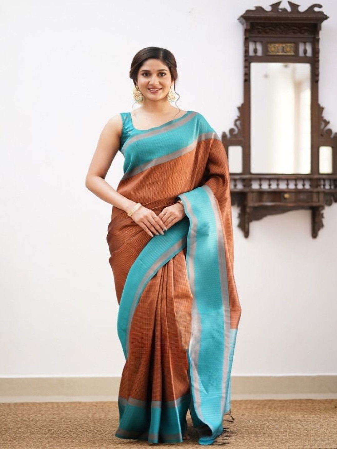

Manu Designer Embellished Zari Designer Saree, Brown