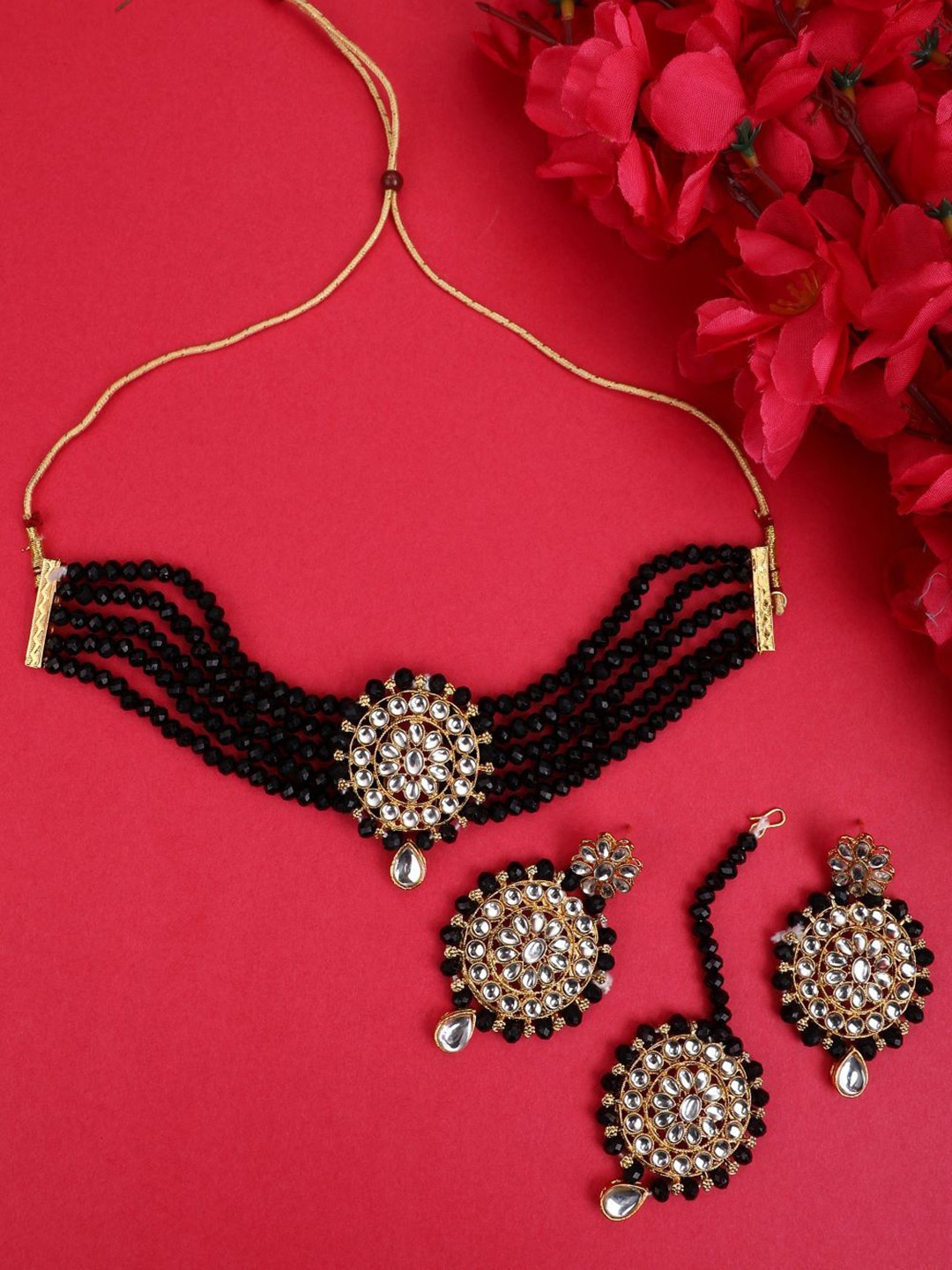 

EVY Gold Plated Kundan Studded & Beaded Jewellery Set