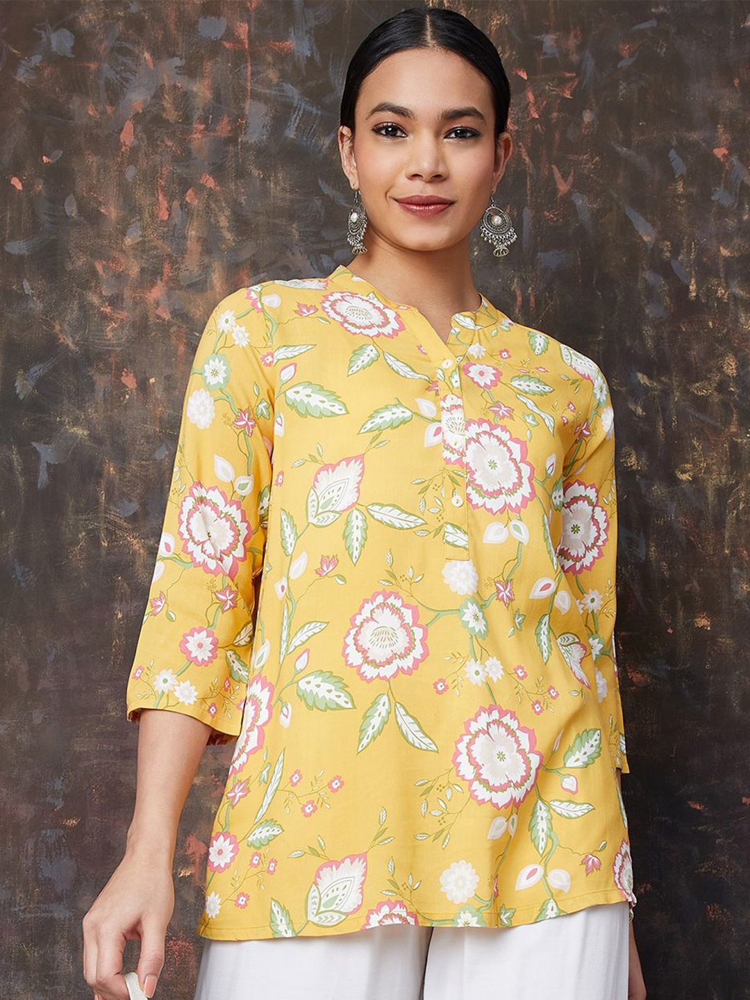 

Melange by Lifestyle Women Mandarin Collar Floral Printed Kurti, Yellow