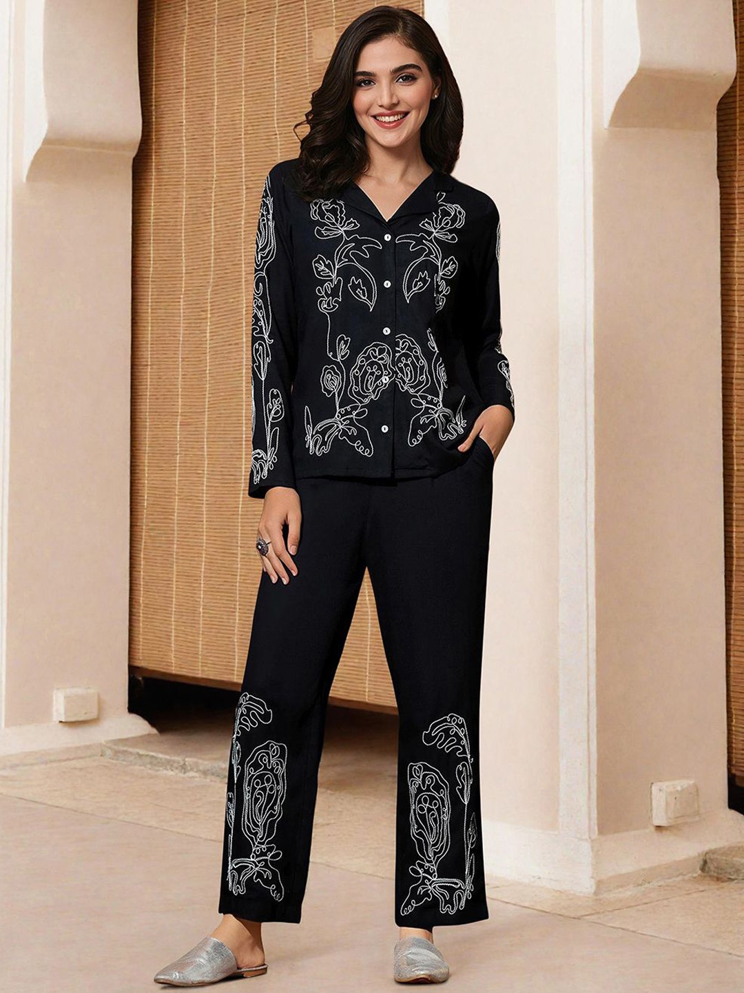 

Ishin Floral Printed Cuban collar Pure Cotton Shirt With Trousers, Black