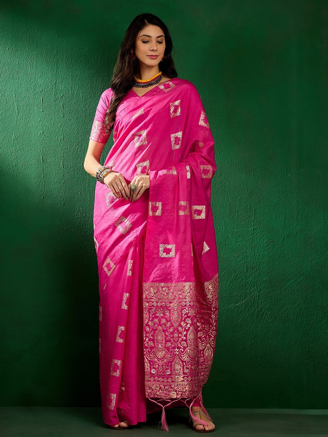

KALINI Woven Design Zari Banarasi Saree, Pink